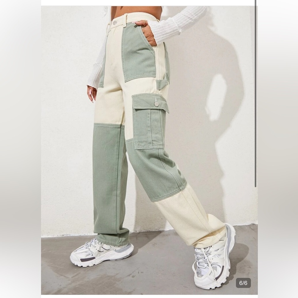 SHEIN Sage & Cream Colorblock Cargo Joggers